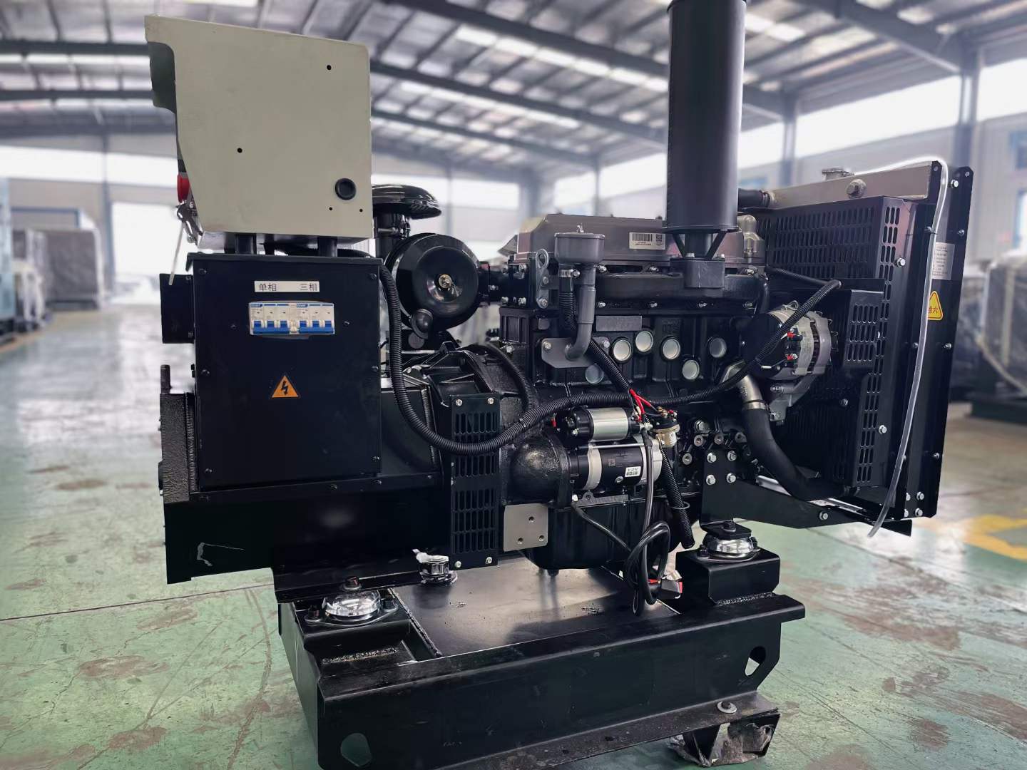 江夏如何降低电感性负载对发电机的影响？