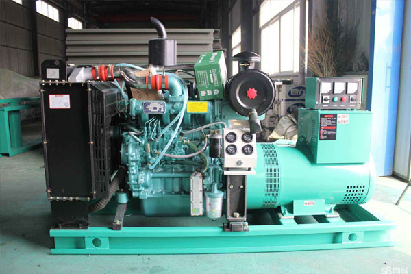 江夏如何判断机油是否需要更换？