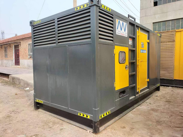 江夏进行柴油发电机组电瓶性能测试时，有哪些注意事项？